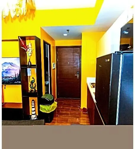 2 Bedroom Yellow Luxury 5549 Makati 300mb Swim Apartment Manila