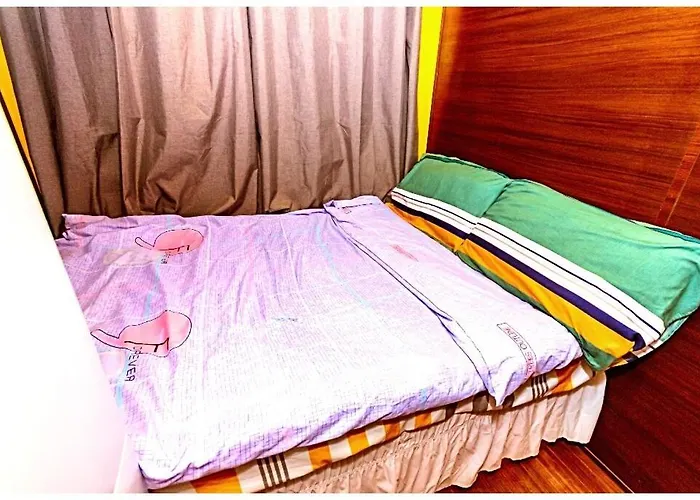 2 Bedroom Yellow Luxury 5549 Makati 300mb Swim *
