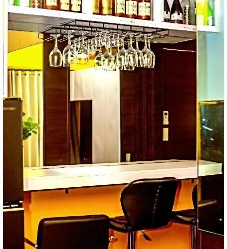 2 Bedroom Yellow Luxury 5549 Makati 300mb Swim Apartment Manila