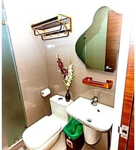 2 Bedroom Yellow Luxury 5549 Makati 300mb Swim Apartment Manila
